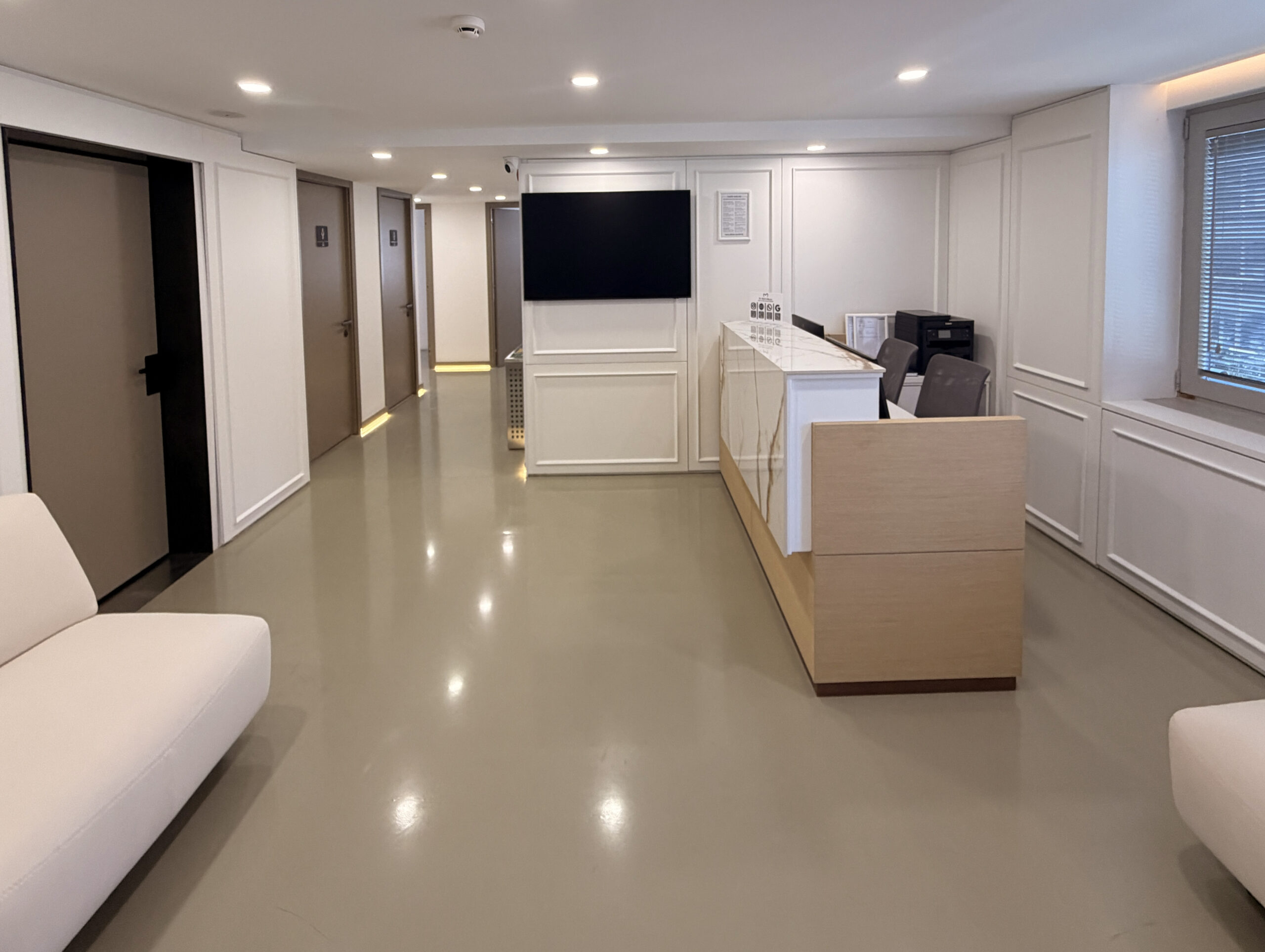 Dt. Sibel Gokceer - Dental Clinic in Istanbul Turkey